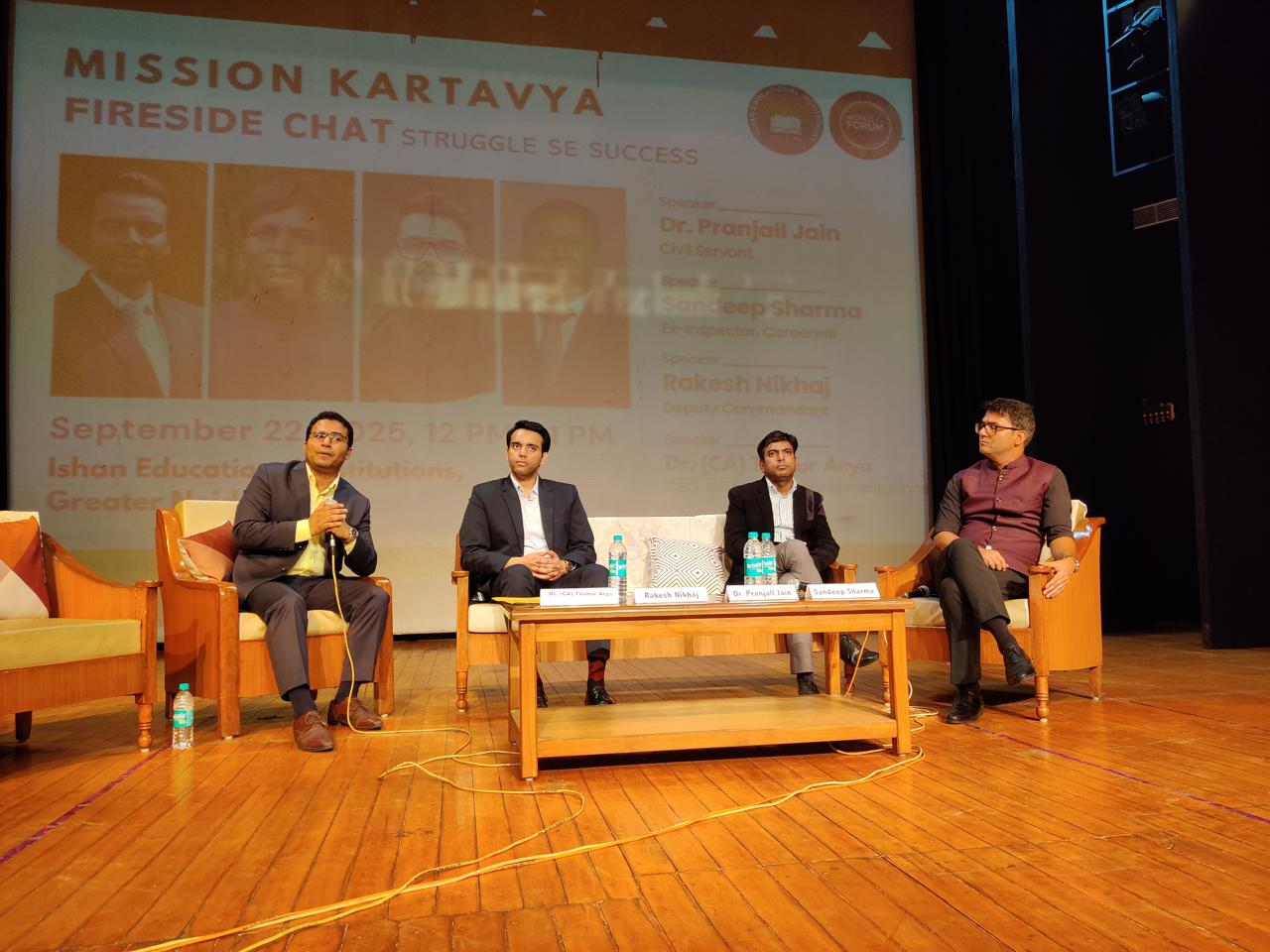 Best college Ishan LLM students engage with leaders at Mission Kartavya Greater Noida.